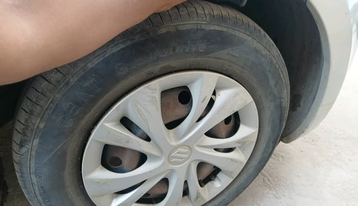 2018 Maruti Swift VDI AMT, Diesel, Automatic, 96,122 km, tyre