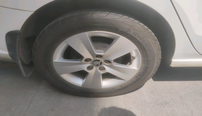 2021 Skoda Rapid AMBITION AT TSI, Petrol, Automatic, 43,456 km, tyre