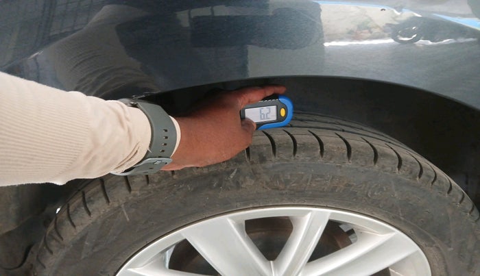 2017 Volkswagen Vento HIGHLINE 1.6 MPI, Petrol, Manual, 59,491 km, tyre