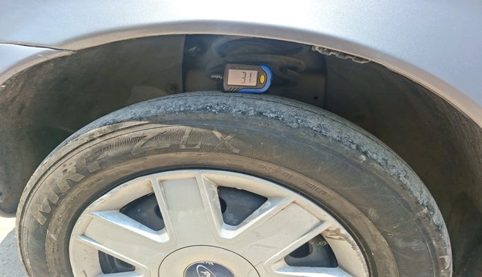 2009 Ford Ikon 1.4 DIESEL, Diesel, Manual, 1,17,769 km, tyre