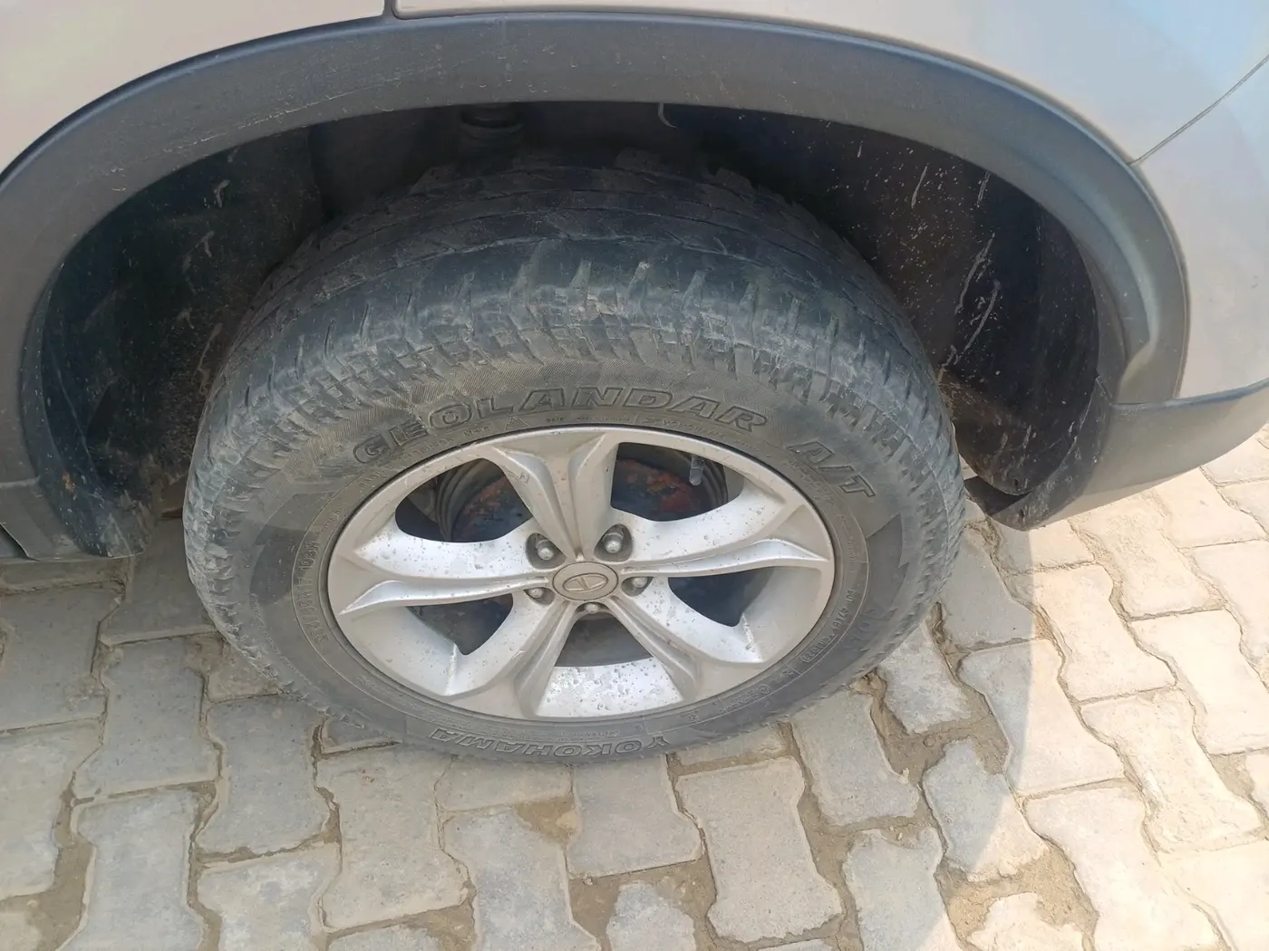 2019 Tata Harrier XZ 2.0L, Diesel, Manual, 1,55,378 km, tyre