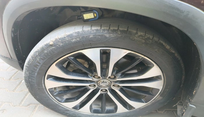 2021 MG HECTOR PLUS SHARP 1.5 PETROL TURBO DCT 6-STR, Petrol, Automatic, 64,694 km, tyre