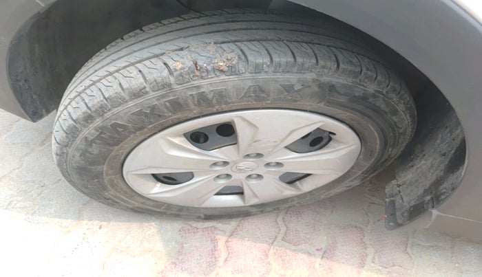 2018 Hyundai Creta E PLUS 1.6 PETROL, Petrol, Manual, 62,724 km, tyre