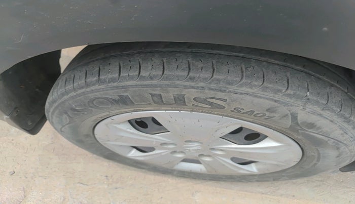 2018 Hyundai Creta E PLUS 1.6 PETROL, Petrol, Manual, 62,724 km, tyre