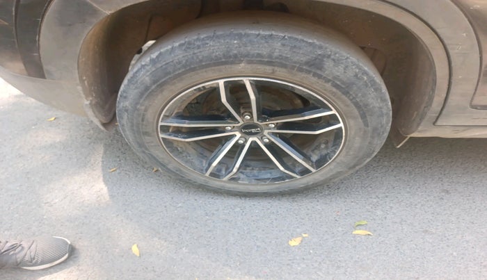 2020 Hyundai Creta EX 1.5 DIESEL, Diesel, Manual, 1,05,953 km, tyre