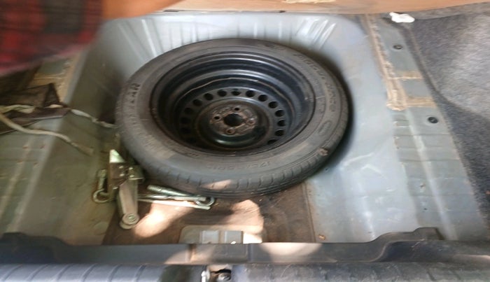 2016 Honda City 1.5L I-VTEC VX CVT, Petrol, Automatic, 95,552 km, tyre