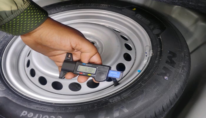 2020 Maruti Baleno SIGMA PETROL 1.2, Petrol, Manual, 27,205 km, tyre