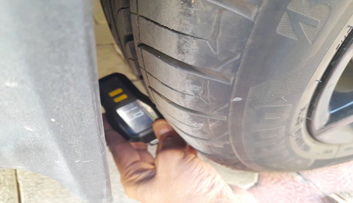 2019 Volkswagen Polo HIGHLINE PLUS 1.0 16 ALLOY, Petrol, Manual, 93,374 km, tyre