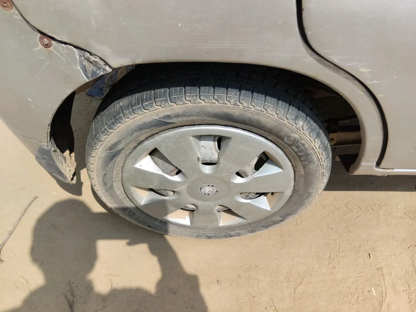 2011 Maruti Alto K10 LXI, Petrol, Manual, 1,51,473 km, tyre