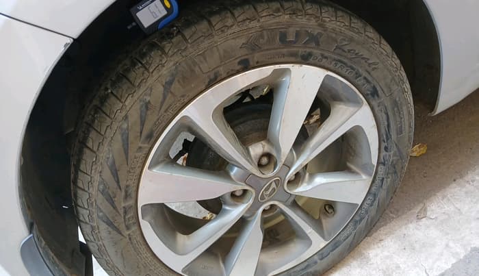 2016 Hyundai Elite i20 ASTA 1.2, Petrol, Manual, 51,821 km, tyre
