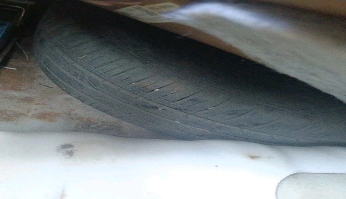 2018 Hyundai Grand i10 SPORTZ U2 1.2 CRDI, Diesel, Manual, 1,05,904 km, tyre