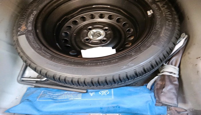 2014 Honda City 1.5L I-VTEC V MT, Petrol, Manual, 25,704 km, tyre