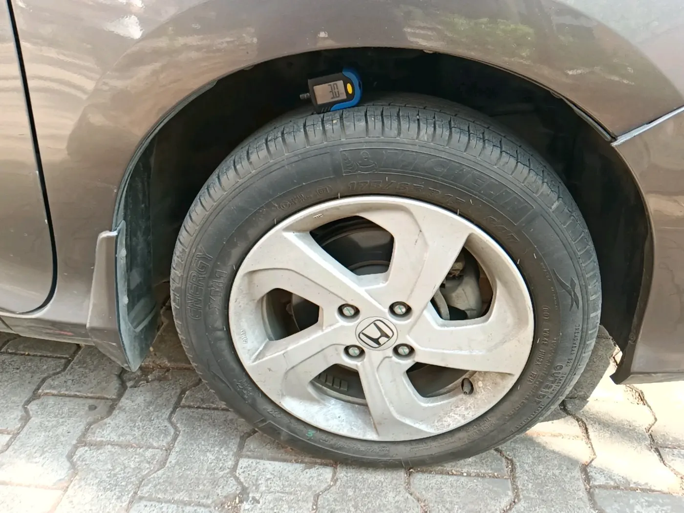 2014 Honda City 1.5L I-VTEC V MT, Petrol, Manual, 25,704 km, tyre