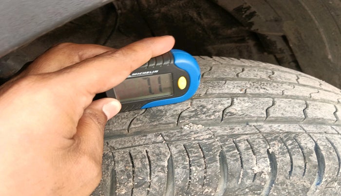 2023 KIA SONET HTK PLUS 1.0 IMT, Petrol, Manual, 6,361 km, tyre