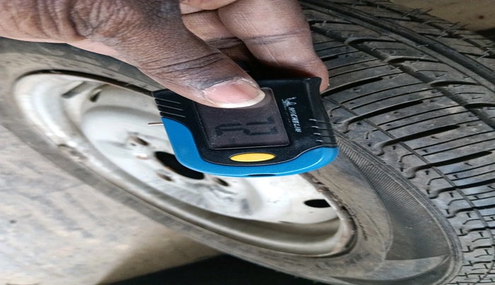 2015 Tata Nano CX, Petrol, Manual, 57,666 km, tyre