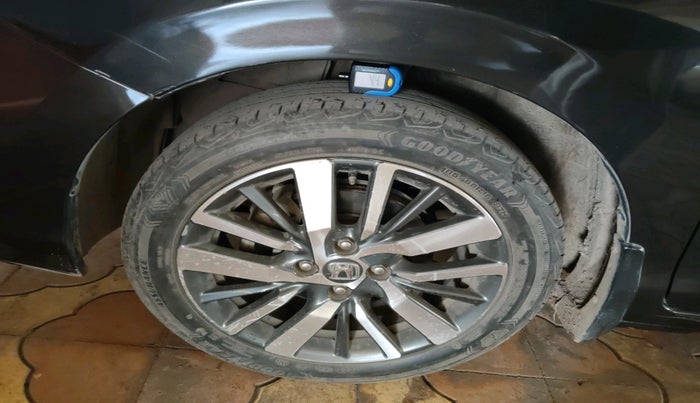 2020 Honda City 1.5L I-VTEC ZX CVT, Petrol, Automatic, 1,16,317 km, tyre