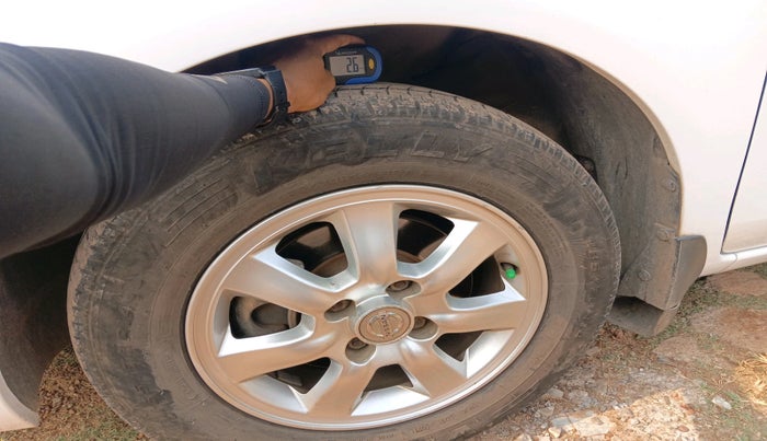 2011 Nissan Sunny XL, Petrol, Manual, 88,894 km, tyre