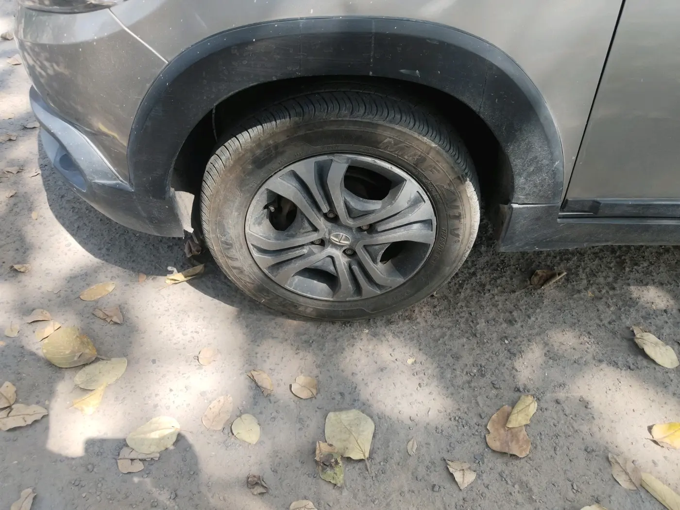 2019 Tata TIAGO NRG PETROL, Petrol, Manual, 59,949 km, tyre