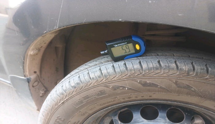 2017 Maruti Alto 800 LXI, Petrol, Manual, 45,736 km, tyre