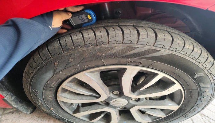 2023 Maruti Swift VXI, Petrol, Manual, 9,050 km, tyre