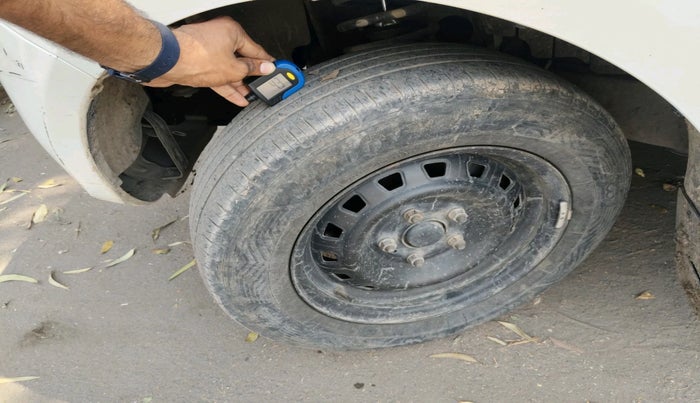 2013 Mahindra Quanto C4, Diesel, Manual, 1,18,478 km, tyre