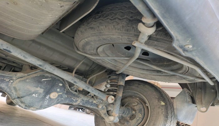 2022 Maruti Eeco 5 STR AC (O), Petrol, Manual, 22,597 km, tyre