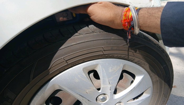 2011 Hyundai i10 MAGNA 1.1, Petrol, Manual, 80,458 km, tyre