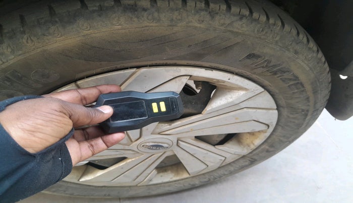 2020 Datsun Redi Go T, CNG, Manual, 77,426 km, tyre