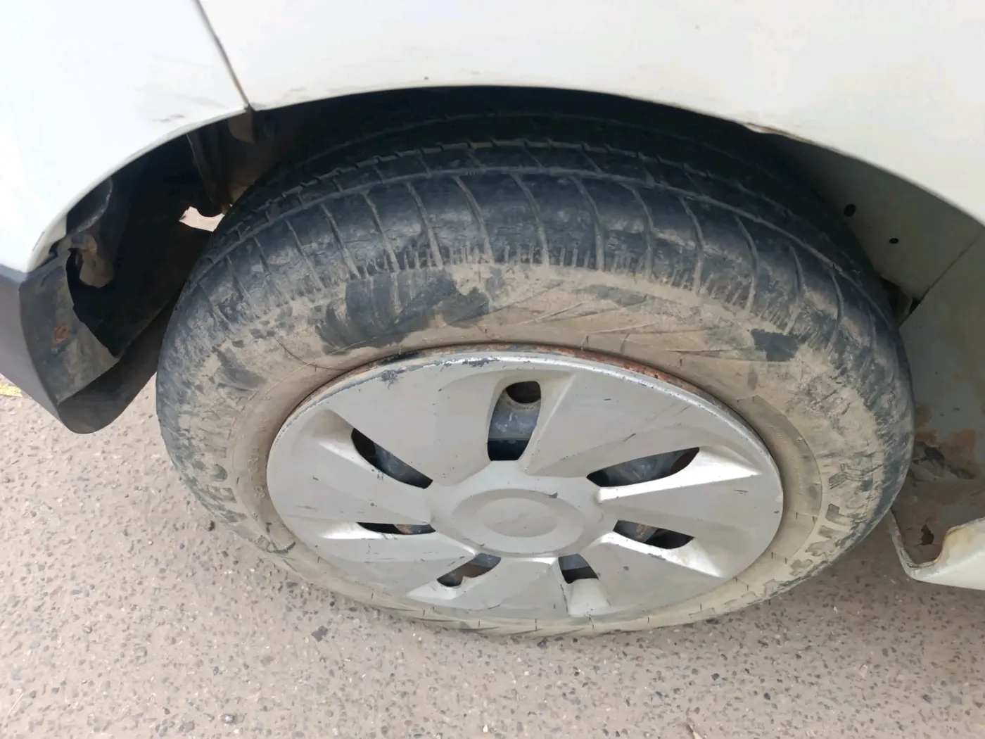 2015 Maruti Celerio VXI, Petrol, Manual, 1,11,752 km, tyre