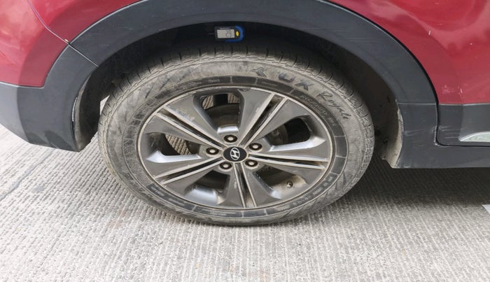 2016 Hyundai Creta SX (O) 1.6 DIESEL, Diesel, Manual, 1,63,695 km, tyre