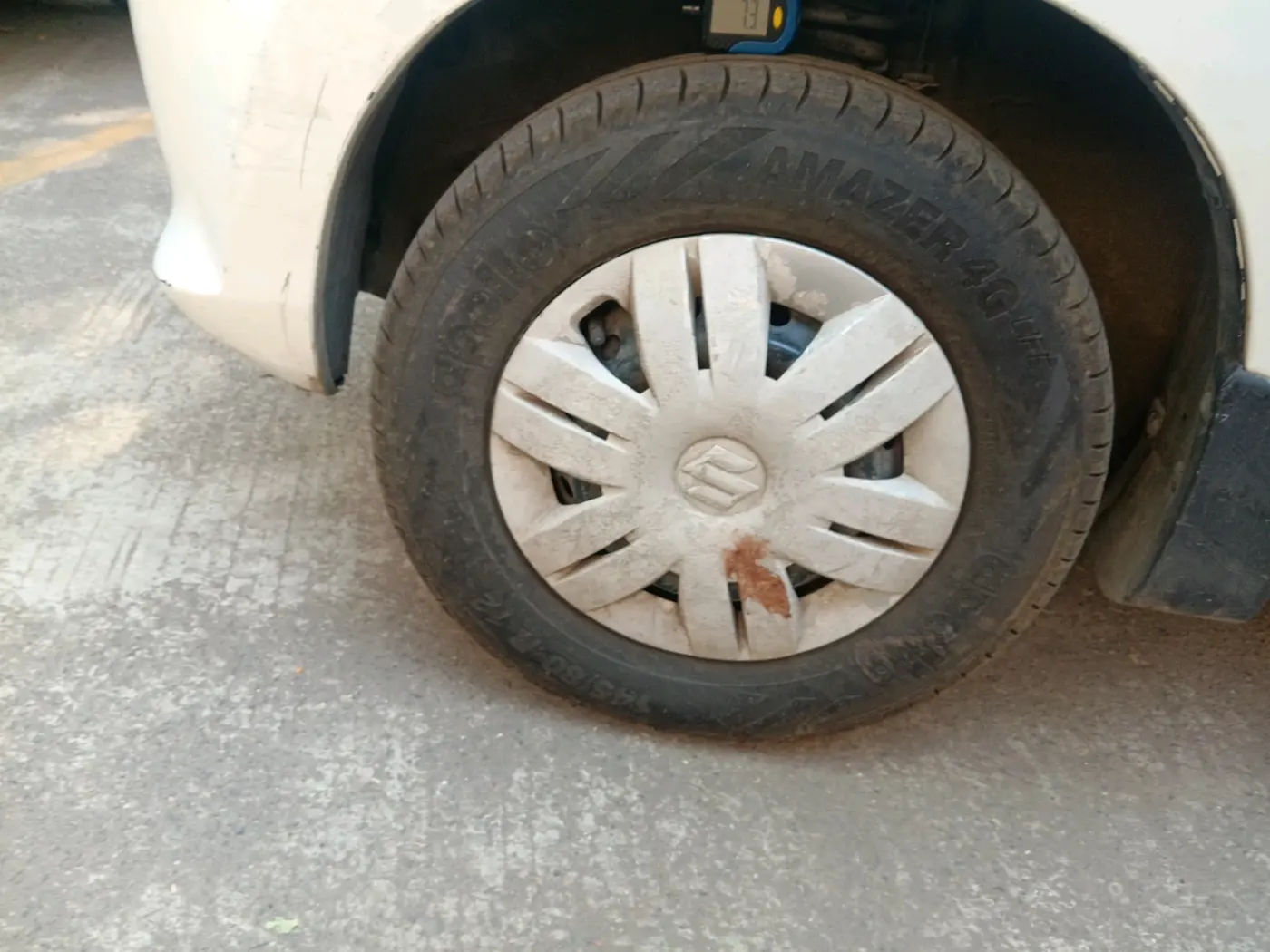 2015 Maruti Alto 800 LXI, Petrol, Manual, 1,01,299 km, tyre