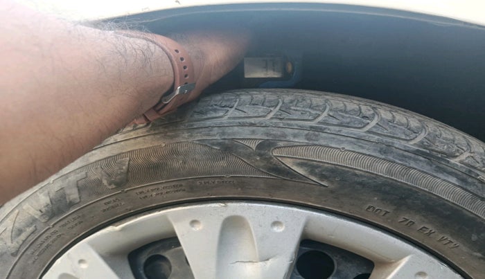 2012 Honda Brio S MT, Petrol, Manual, 46,521 km, tyre