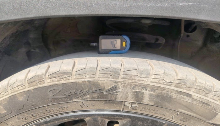 2024 Hyundai Creta S (O) 1.5 PETROL, Petrol, Manual, 28,256 km, tyre