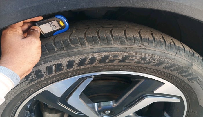 2018 Hyundai Creta SX (O) 1.6 PETROL, Petrol, Manual, 1,26,337 km, tyre