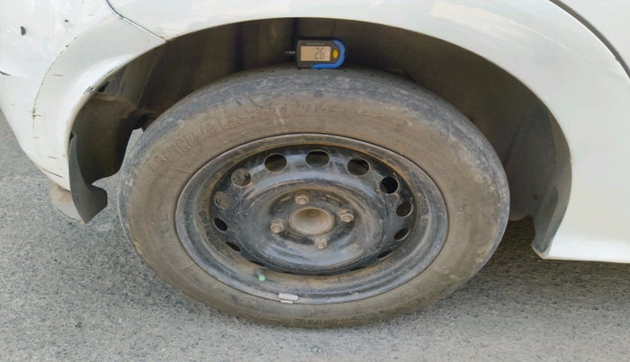 2015 Ford Figo Aspire TREND 1.5 DIESEL, Diesel, Manual, 1,15,600 km, tyre