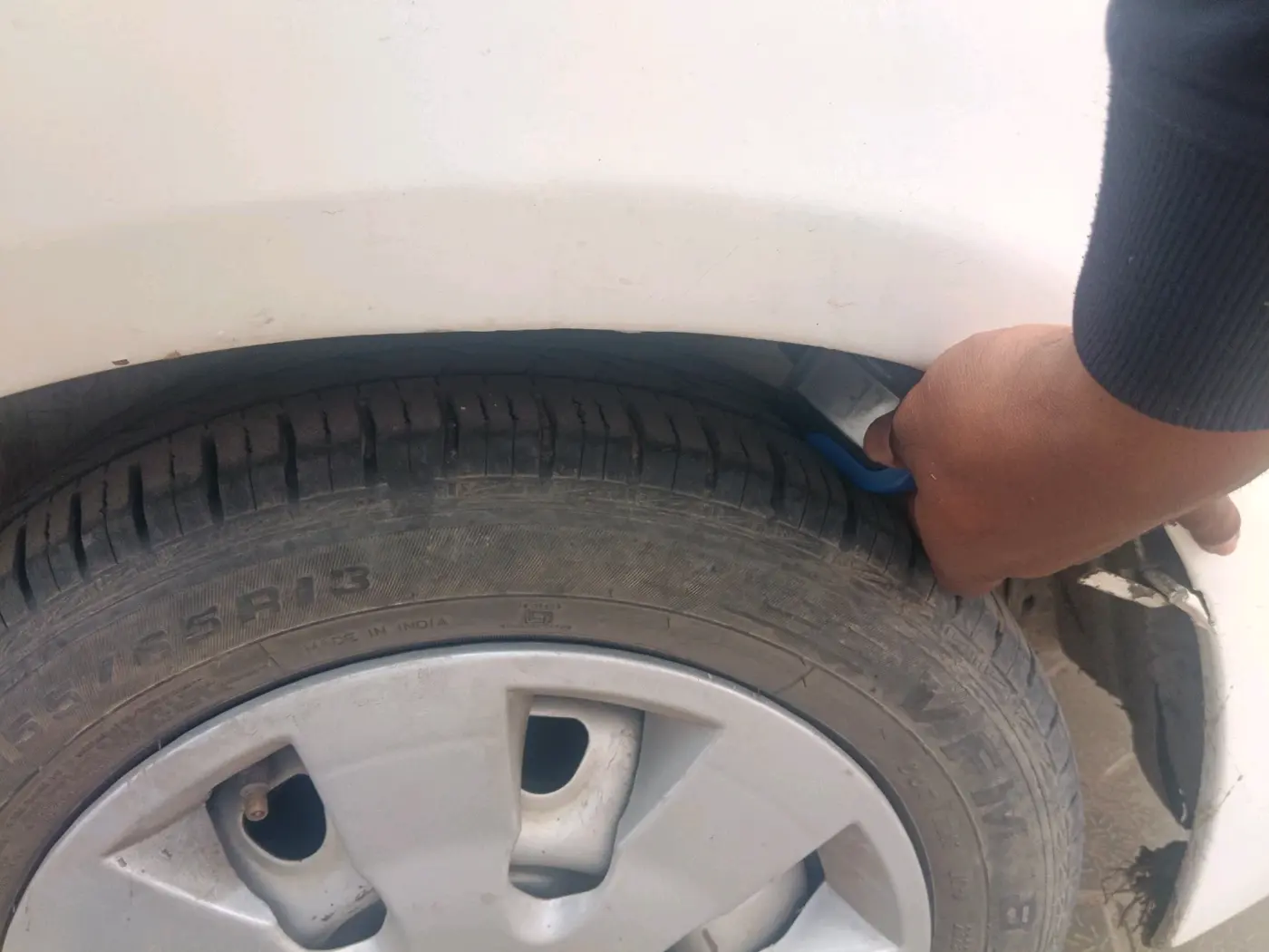 2012 Maruti Alto K10 LXI, Petrol, Manual, 23,290 km, tyre