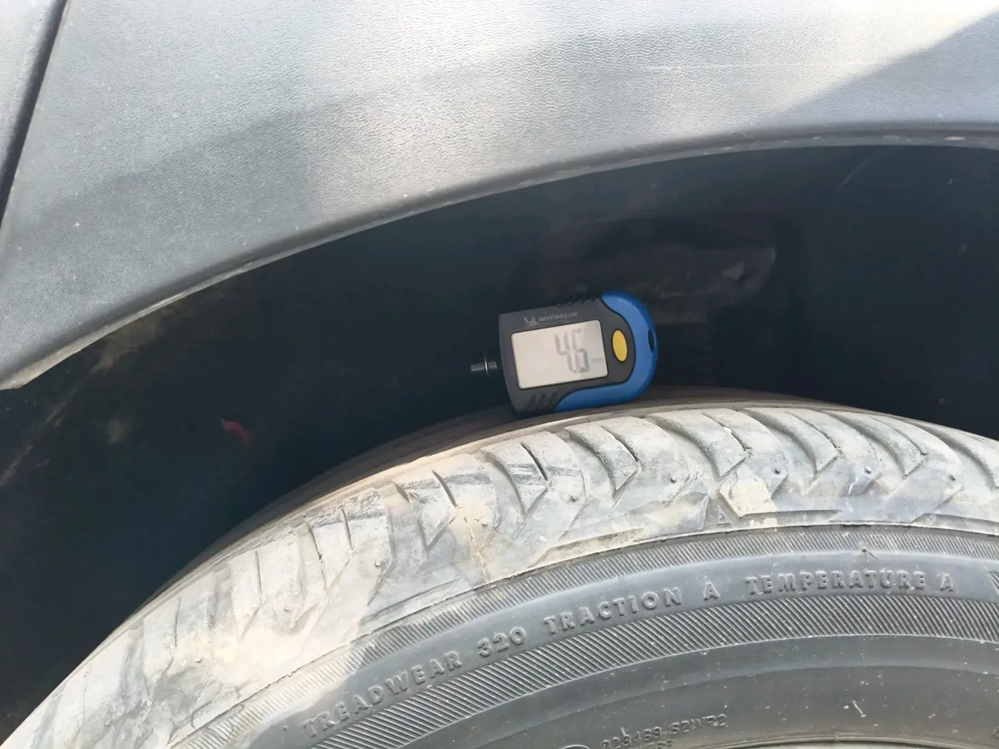 2018 Hyundai Tucson GLS 2WD AT PETROL, Petrol, Automatic, 77,809 km, tyre