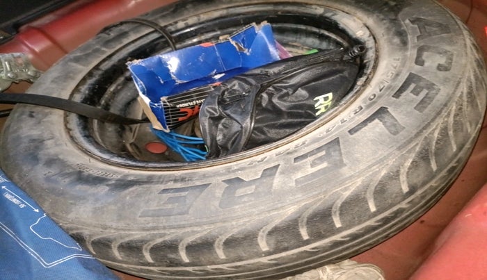 2013 Hyundai i20 MAGNA 1.2, Petrol, Manual, 56,697 km, tyre