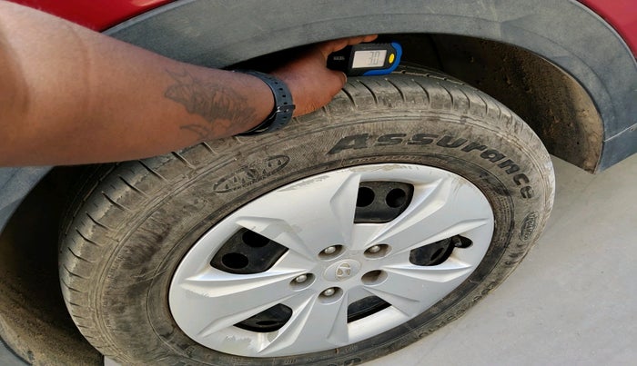 2015 Hyundai Creta S 1.6 PETROL, Petrol, Manual, 68,884 km, tyre