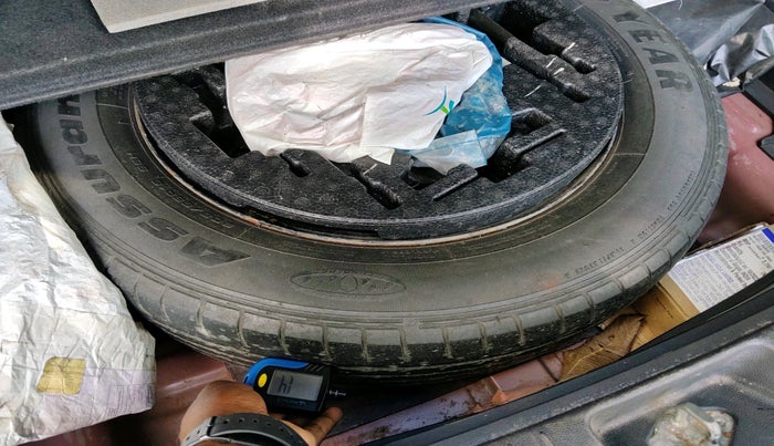 2015 Hyundai Creta S 1.6 PETROL, Petrol, Manual, 68,884 km, tyre