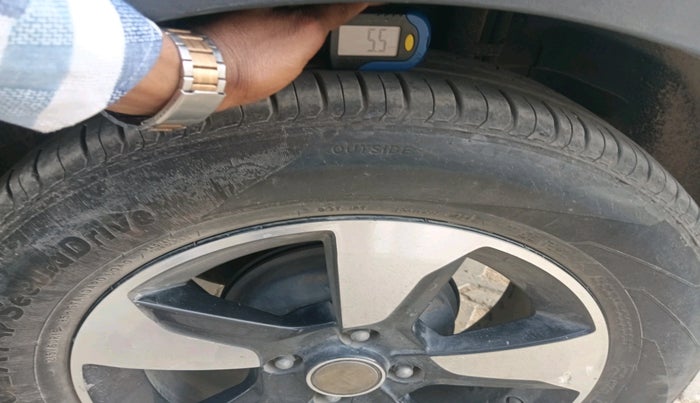 2019 Tata NEXON XZA PLUS PETROL, CNG, Automatic, 77,639 km, tyre