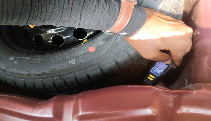 2020 Ford Figo Aspire TITANIUM 1.2 PETROL, Petrol, Manual, 24,300 km, tyre