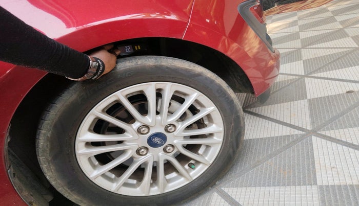 2020 Ford Figo Aspire TITANIUM 1.2 PETROL, Petrol, Manual, 24,300 km, tyre