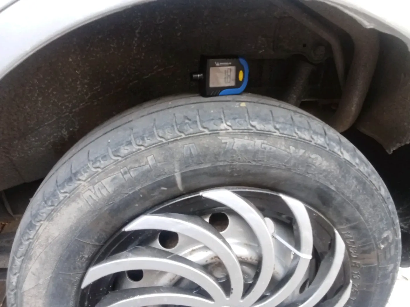 2018 Maruti Wagon R 1.0 LXI CNG, CNG, Manual, 65,350 km, tyre