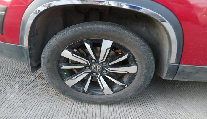 2020 MG HECTOR SHARP 1.5 DCT PETROL, Petrol, Automatic, 73,896 km, tyre