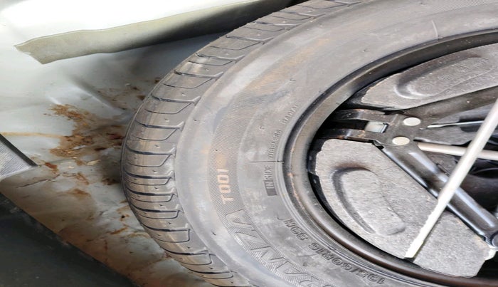 2020 Tata NEXON XZA PLUS (O) PETROL DUAL TONE, Petrol, Automatic, 81,427 km, tyre