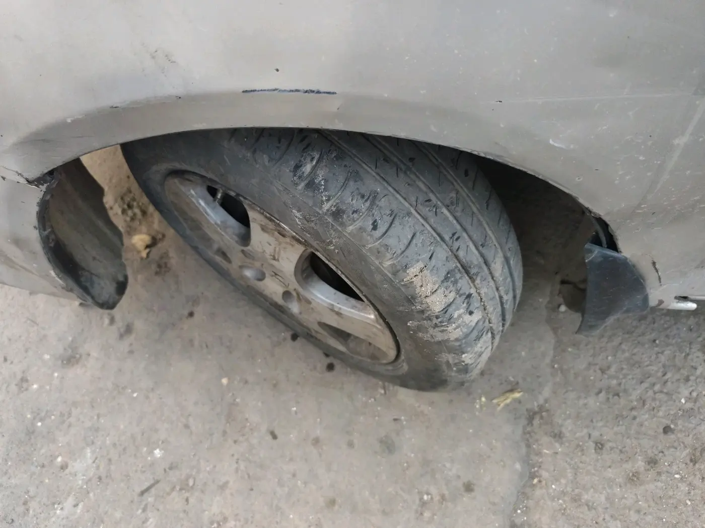 2008 Honda City VTEC, Petrol, Manual, 1,13,727 km, tyre