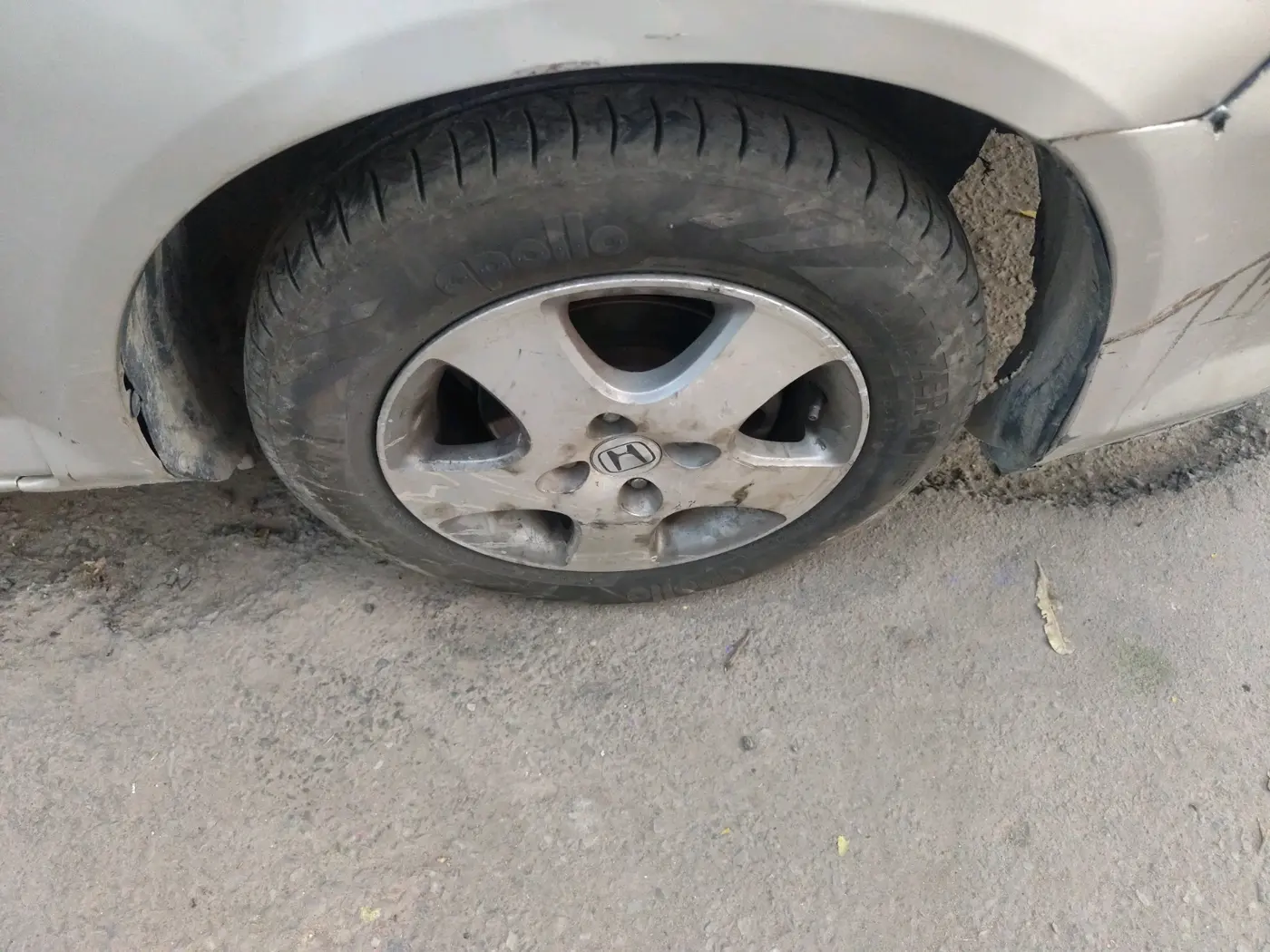 2008 Honda City VTEC, Petrol, Manual, 1,13,727 km, tyre