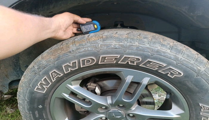 2024 Mahindra Thar LX HARD TOP 4WD MT, Diesel, Manual, 29,768 km, tyre