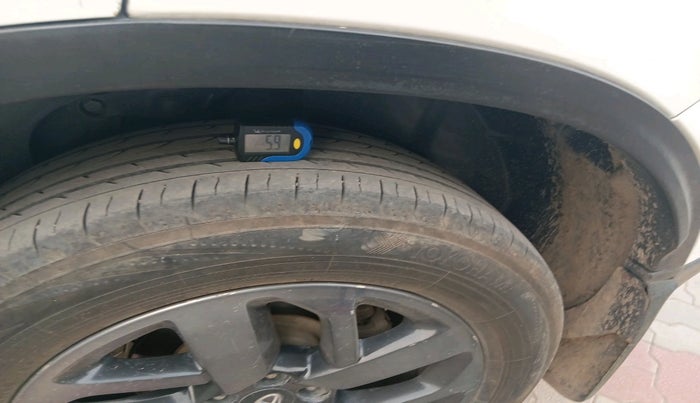 2021 Tata Safari XZA PLUS GOLD, Diesel, Automatic, 71,234 km, tyre